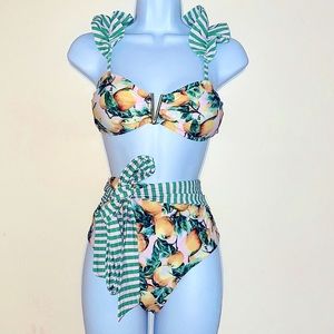 Bohemia lemon print bikini with ruffled shoulders